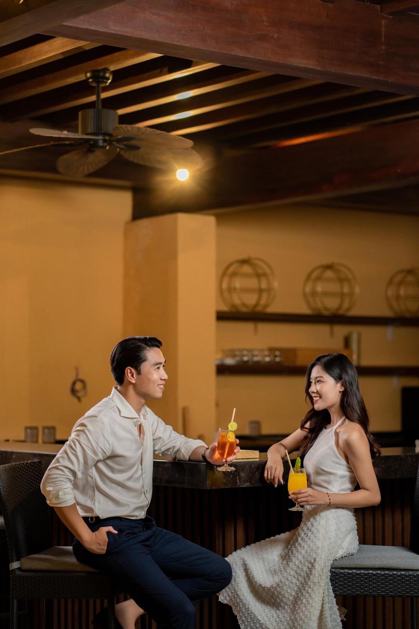 Wyndham Sky Lake Resort And Villas Hanoi Exterior photo